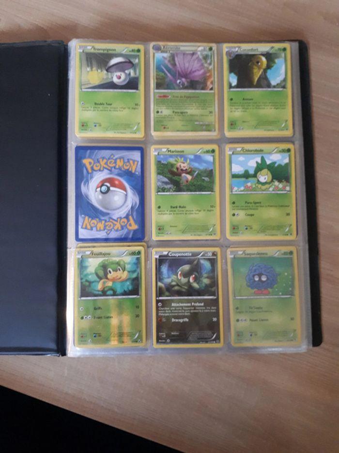 Classeur + cartes pokemon - photo numéro 2