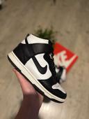 Nike Dunk High panda