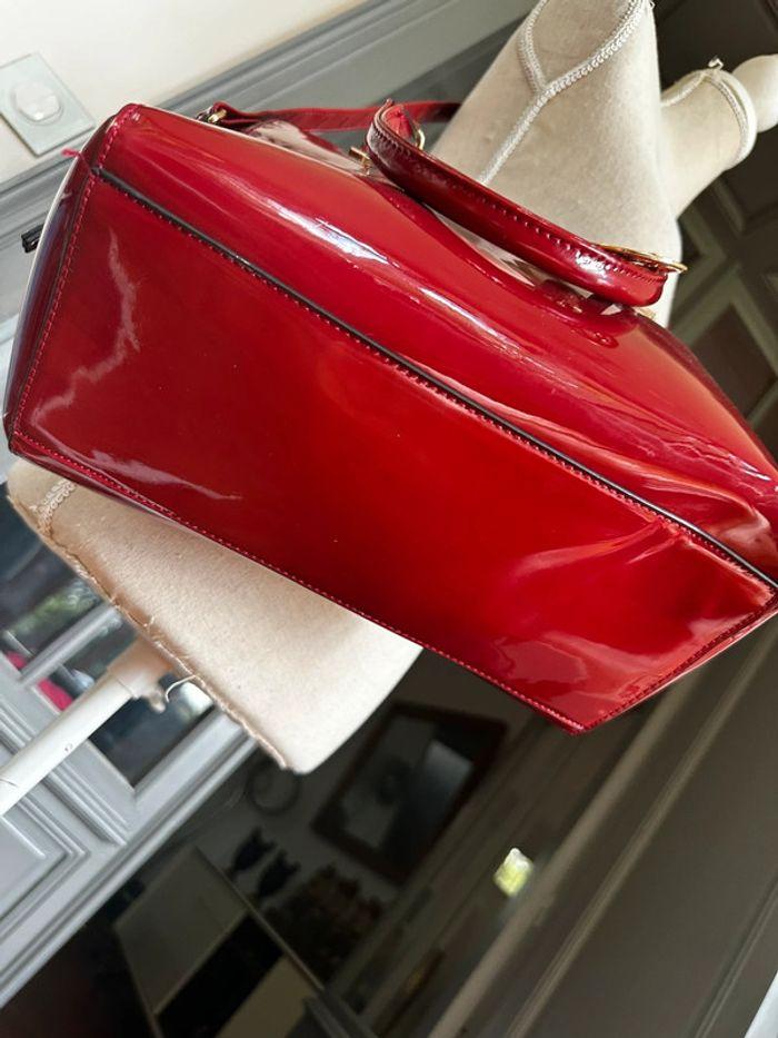 Sac rouge - photo numéro 3