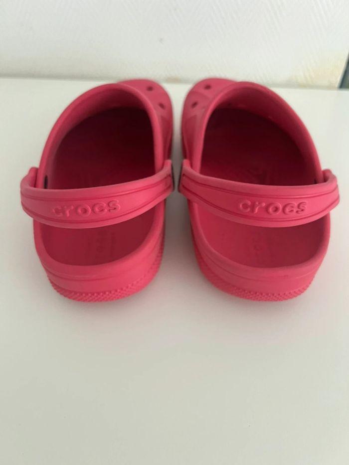 Crocs Rose fushia 32/33 - photo numéro 5