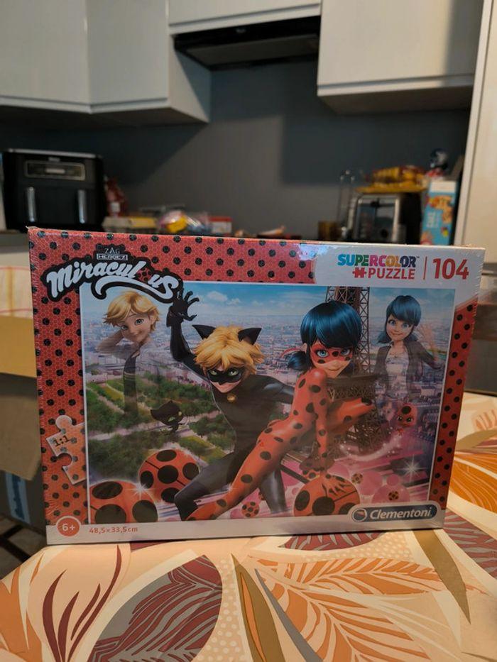 Puzzle miraculous - photo numéro 1