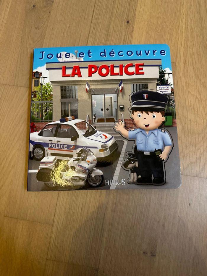 Livre puzzle police - photo numéro 1