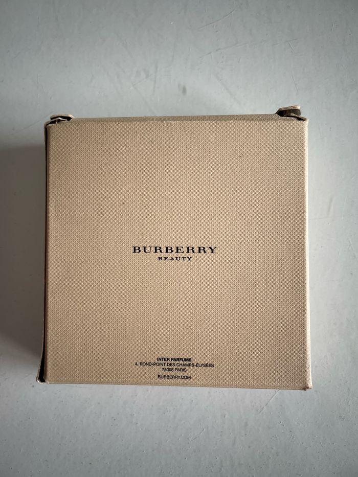 Neuve , Poudre bronzante  burberry - photo numéro 4