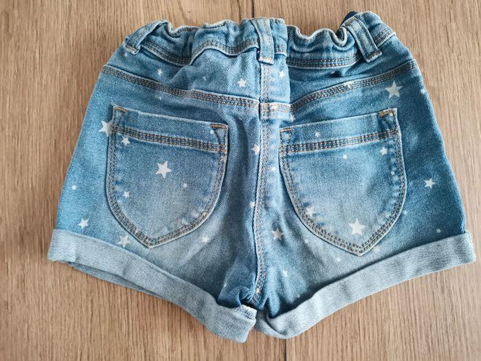 2 shorts fille taille 5 ans - photo numéro 3