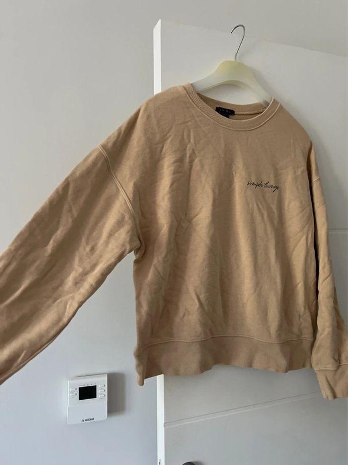 Sweat beige New Yorker taille M - photo numéro 1