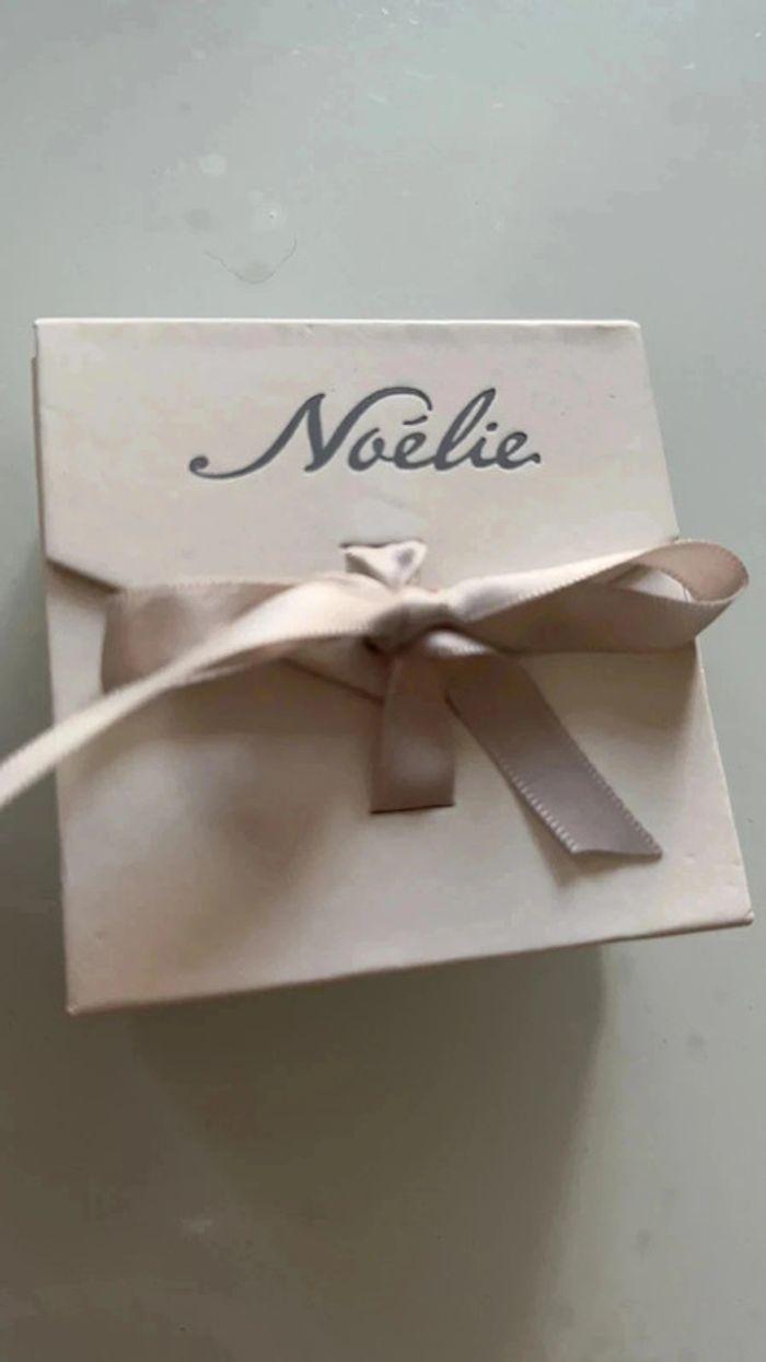 Broche / bijoux de sac Noelie ( poupée ) - photo numéro 3