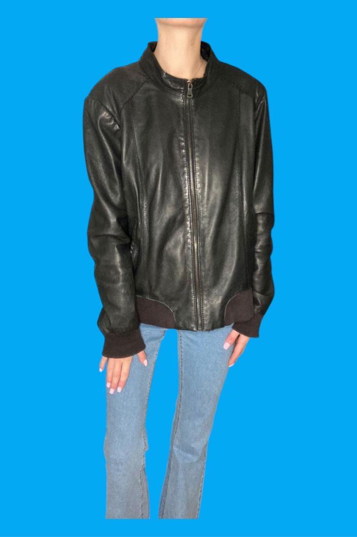 Blouson Teddy en cuir véritable noir Conbipel vintage taille 40/42 en bon état - photo numéro 1