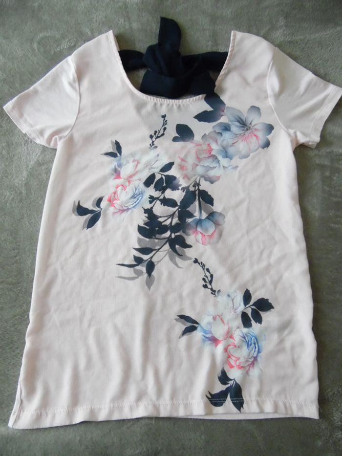 Tee-shirt motifs fleurs, taille 34/36 - photo numéro 4