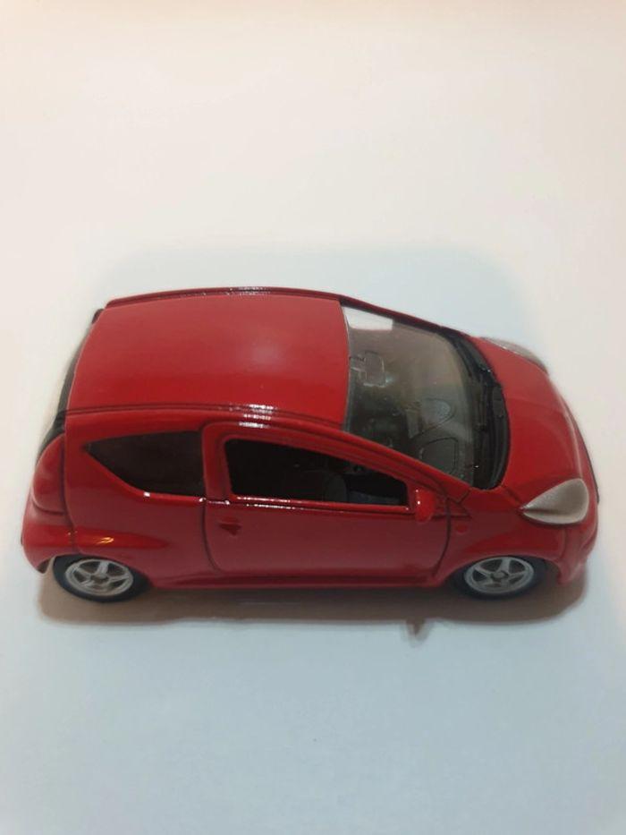 Welly Citroën C1 Rouge - 1/60 - photo numéro 6