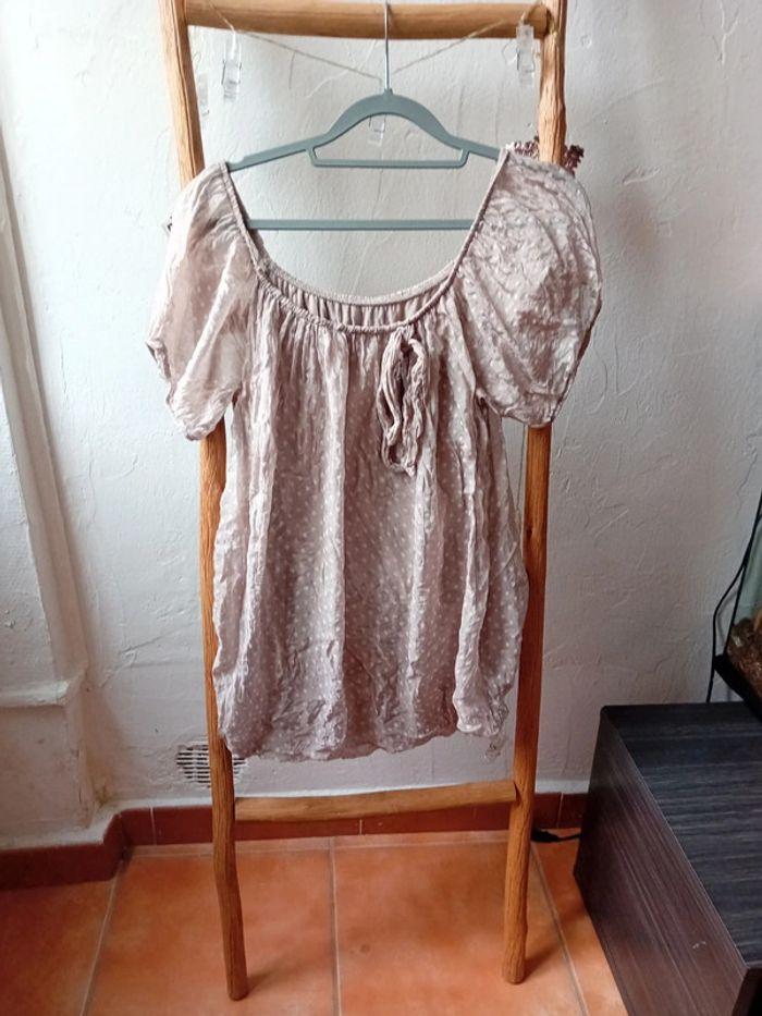 T-shirt taille 38/40 - photo numéro 1