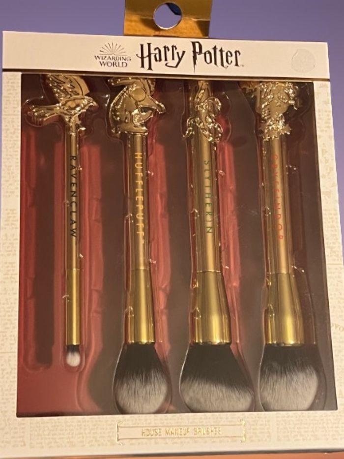 Lot de 4 pinceaux à maquillage Harry Potter - photo numéro 3