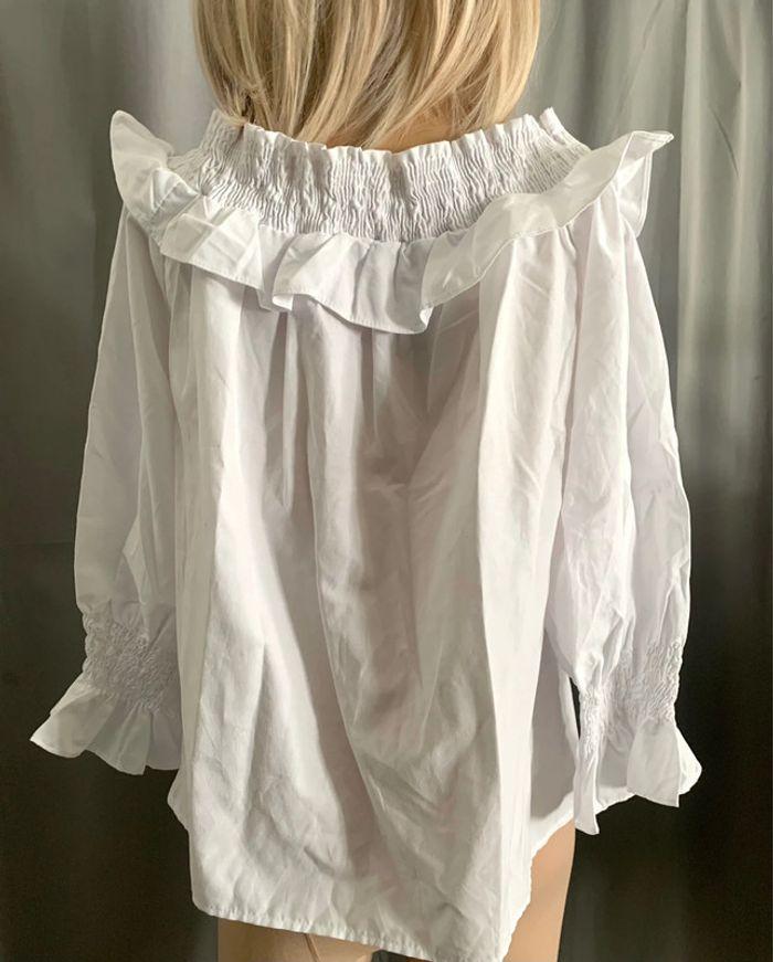 Blouse blanche courte et très légère neuve - photo numéro 3