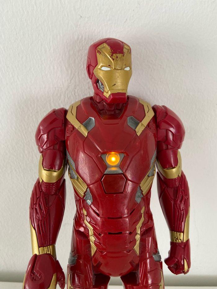 Iron man parlante et effets spéciaux - photo numéro 5