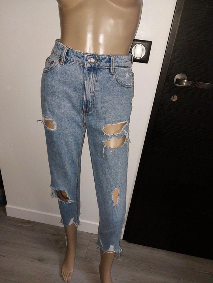 Jean 3/4 pull&bear taille 32 - photo numéro 2