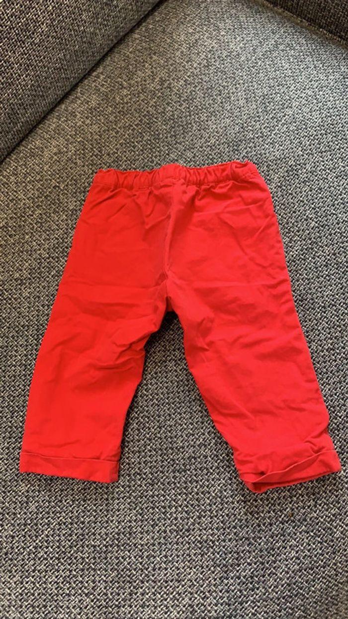 Pantalon rouge, bout’chou, 6 mois en très bon état - photo numéro 3