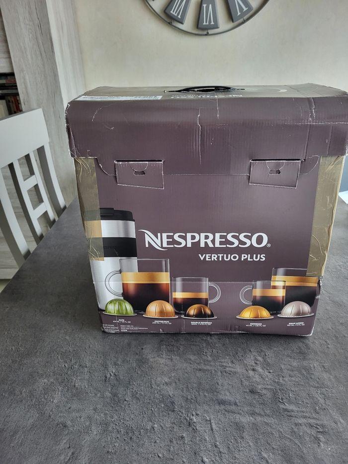 Cafetière Nespresso Vertuo Plus . - photo numéro 1