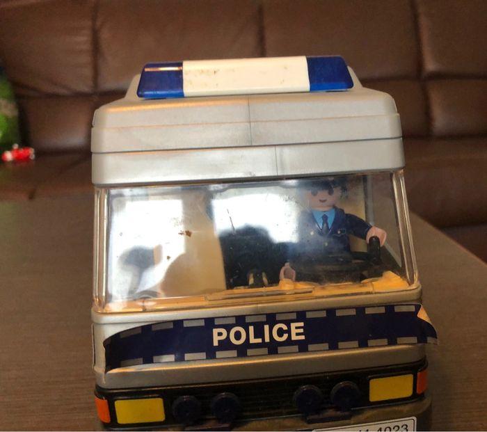 Camion de police playmobil complet - photo numéro 3