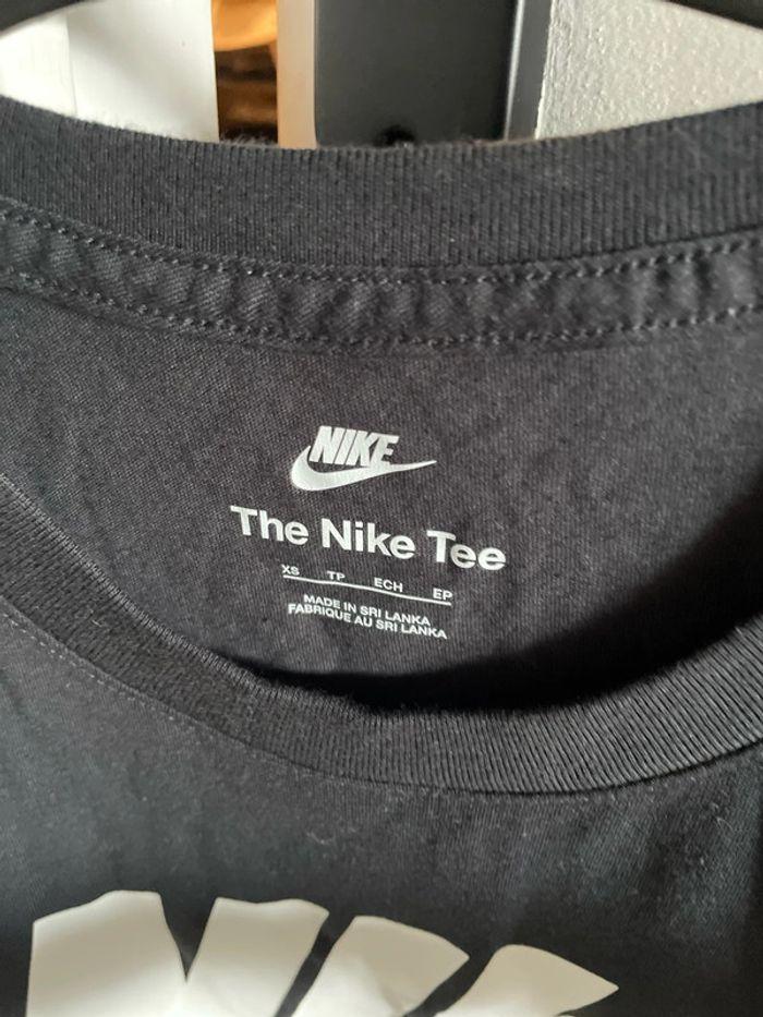 Tee shirt neuf Nike - photo numéro 2