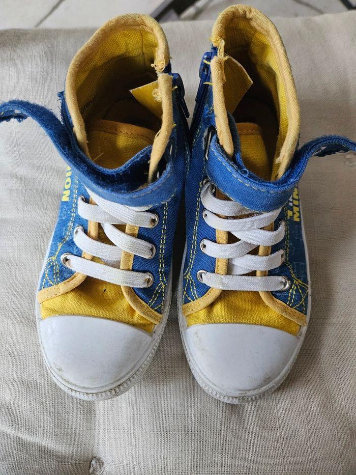 Chaussures garçons minions - photo numéro 2