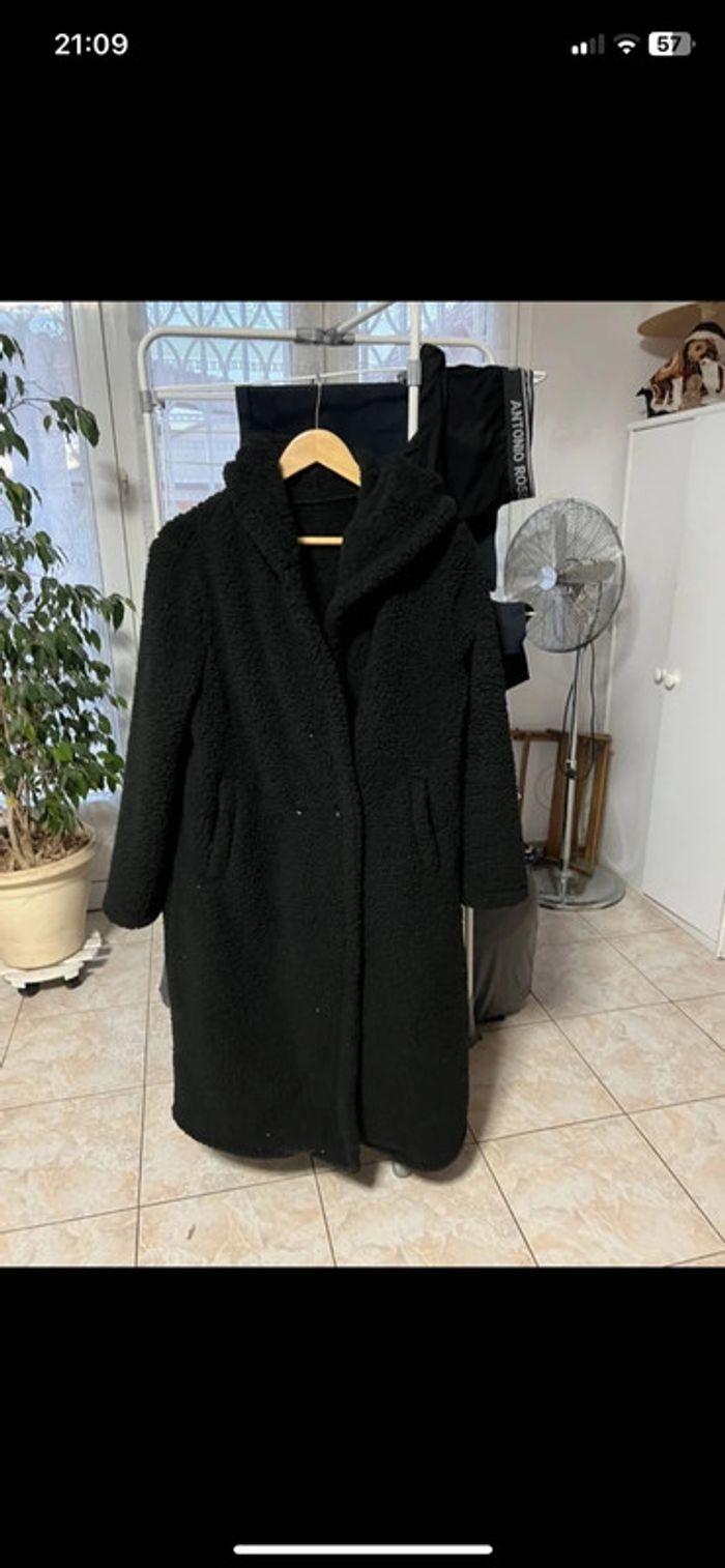 Manteau à capuche très long, très épais et tout doux - photo numéro 1