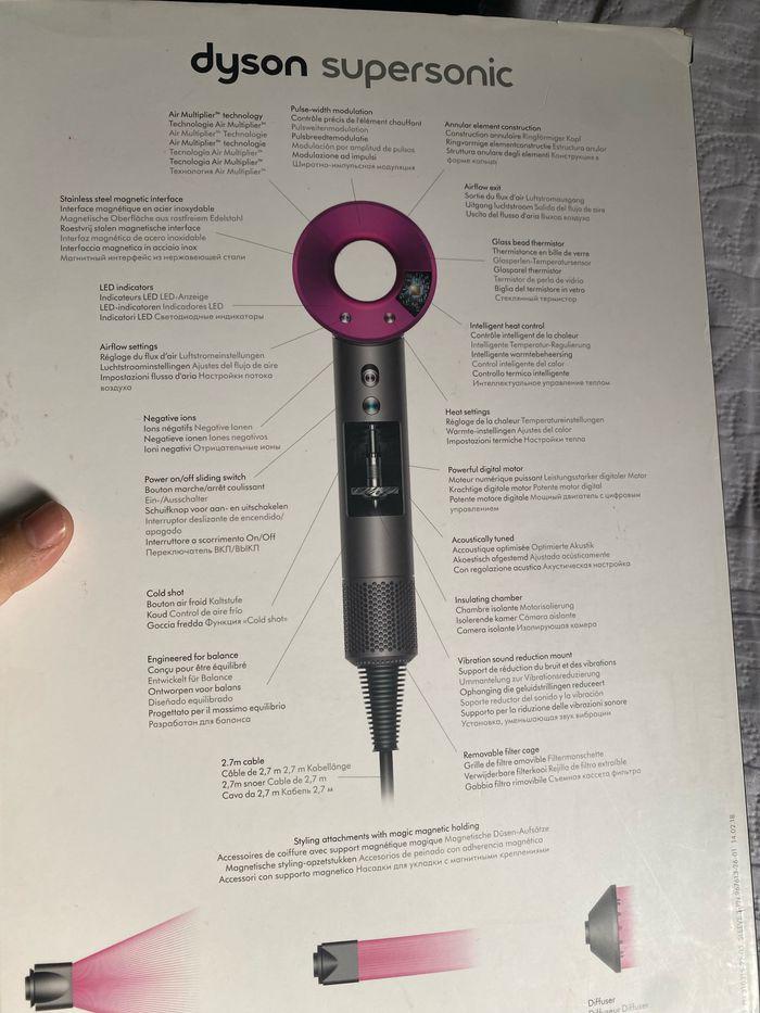 Sèche cheveux dyson supersonic - photo numéro 1