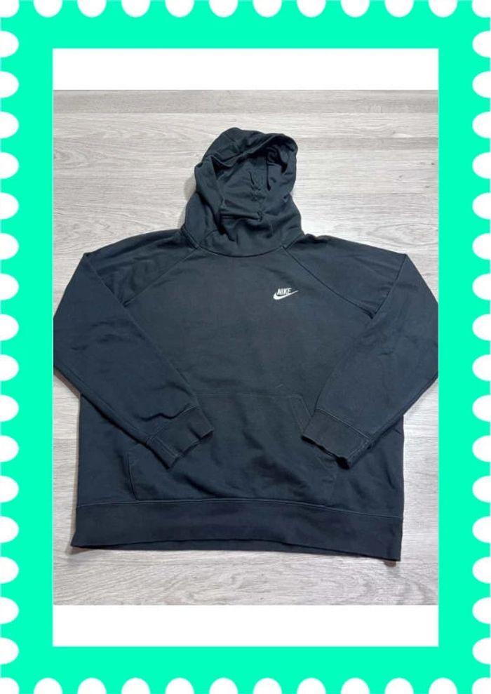 👕 Sweat à capuche Nike logo brodé Noir Taille L 👕 - photo numéro 1