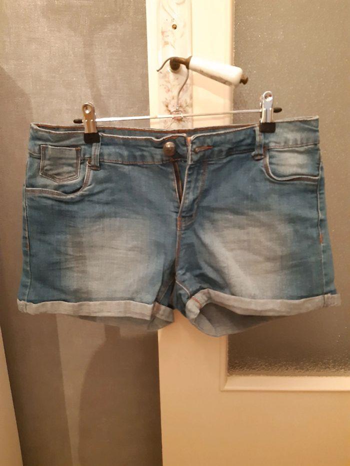 Short jean - photo numéro 1