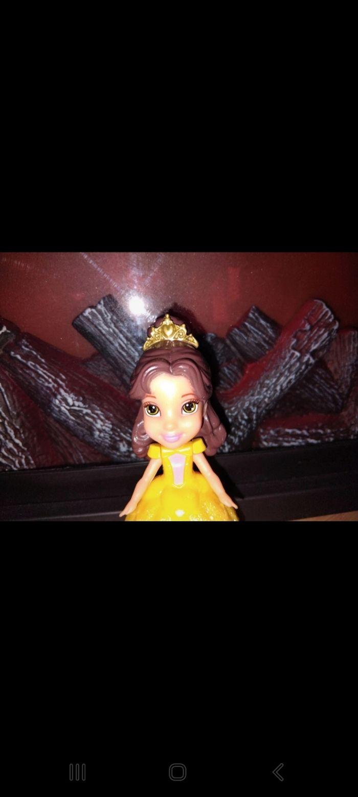 Figurine Princesse Belle - photo numéro 2