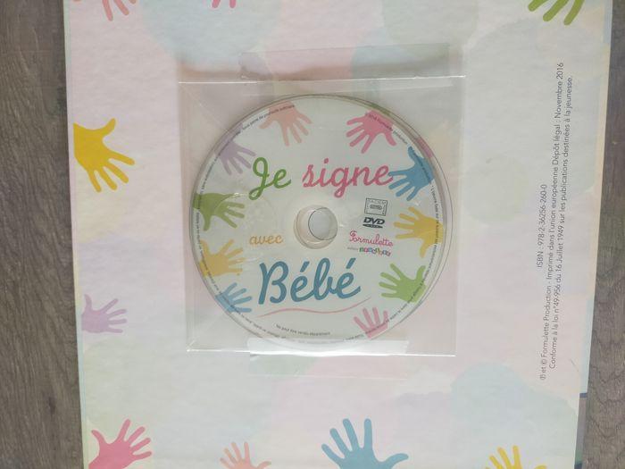 Livre "je signe avec bébé" - photo numéro 3