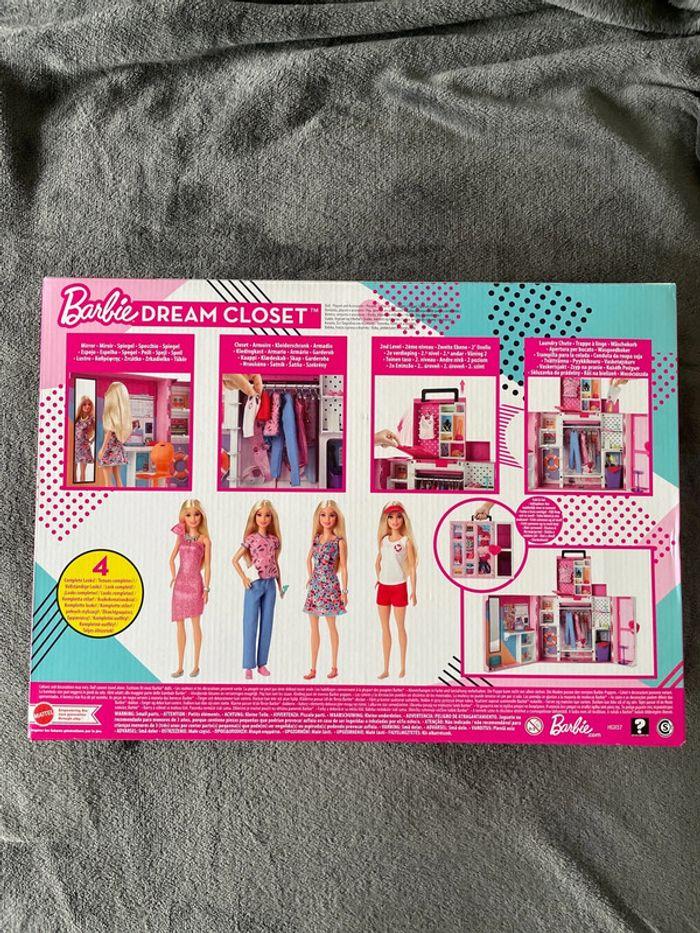 Barbie mega dressing - photo numéro 2