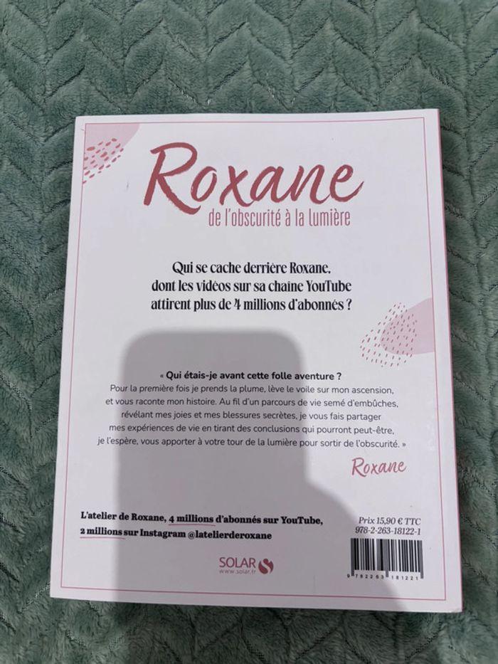 Livre Roxane de l’obscurité à la lumière - photo numéro 2