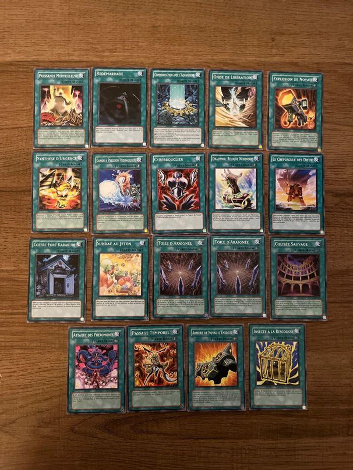 Carte yu-gi-oh - photo numéro 1