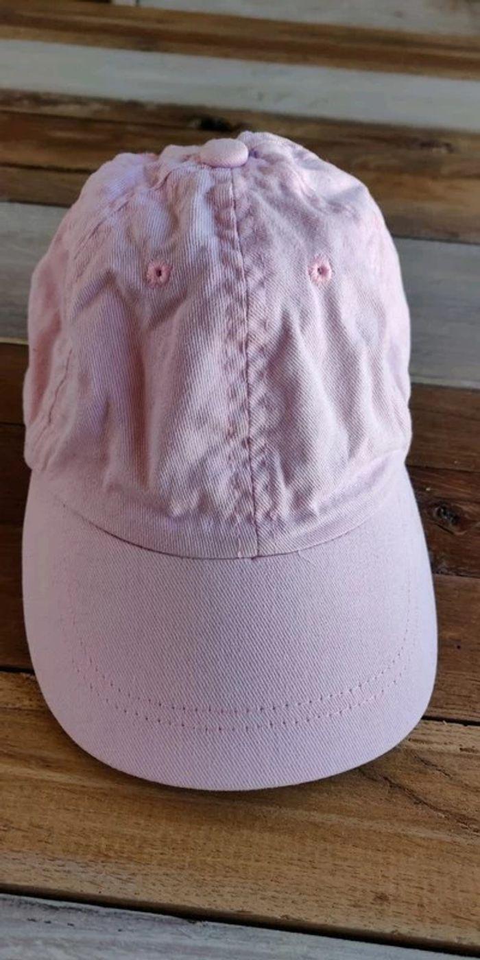 Casquette rose - photo numéro 1