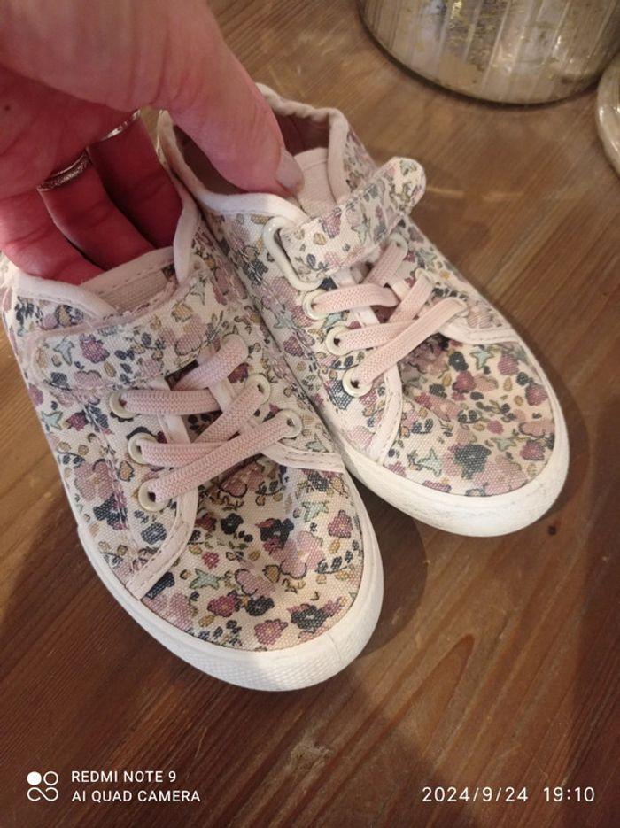 Baskets en toile liberty Kiabi t.26 - photo numéro 7