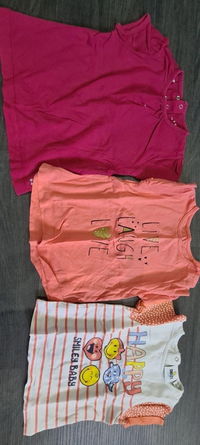 Lot 14 t-shirts 12 mois filles - photo numéro 1