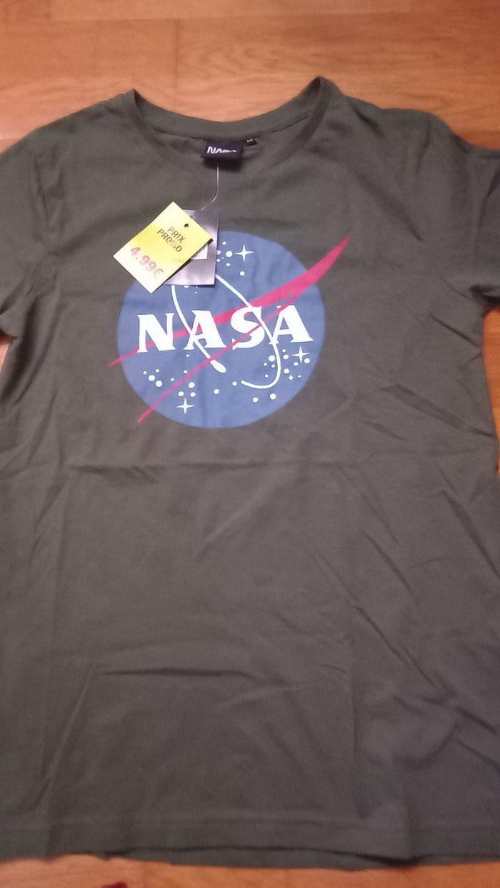 T-shirt Nasa neuf - photo numéro 1