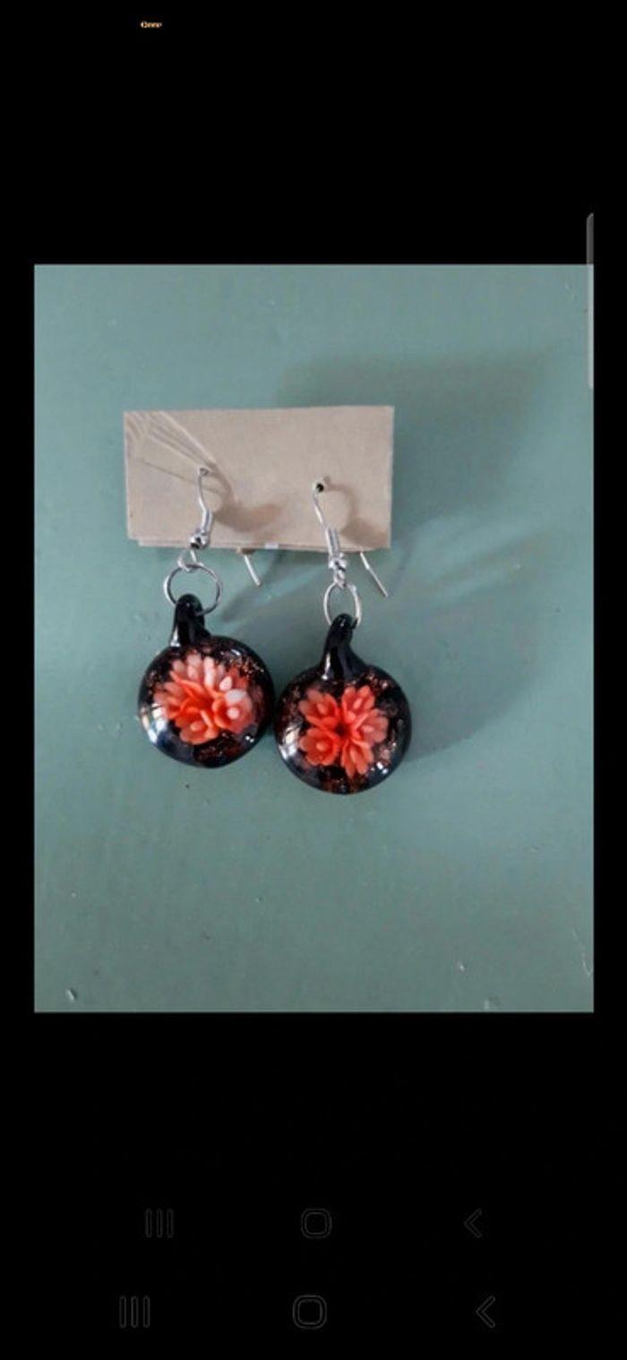 Boucles d'oreilles verre - photo numéro 1