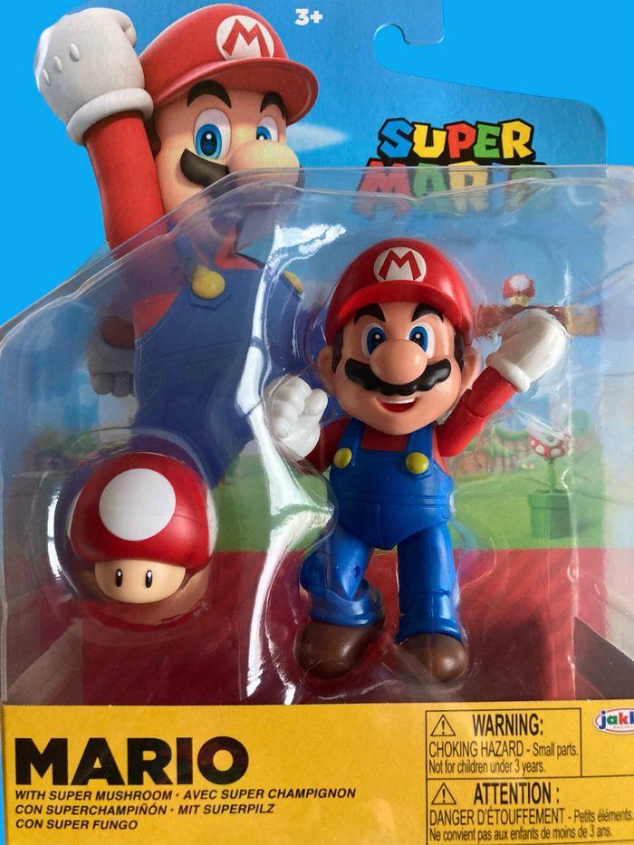 Figurine Mario +super champignon 10cm très bon état - photo numéro 2