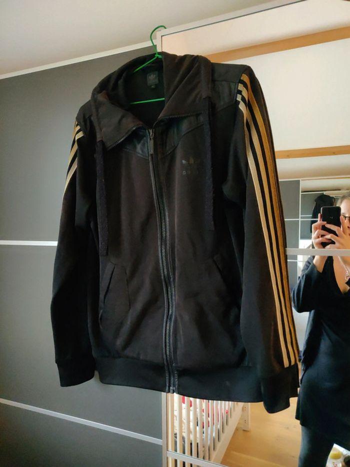 Veste adidas marron et dorée col tombant - photo numéro 1