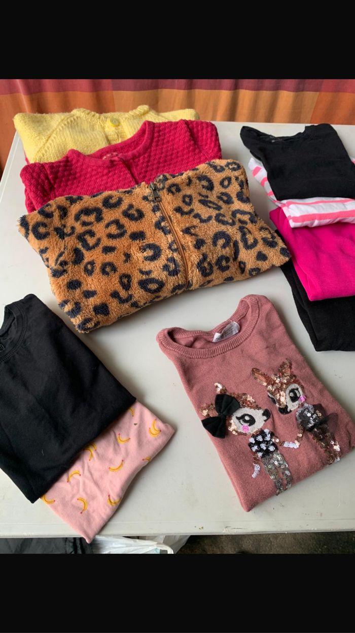 Lot de vêtements fille 4 ans - photo numéro 4