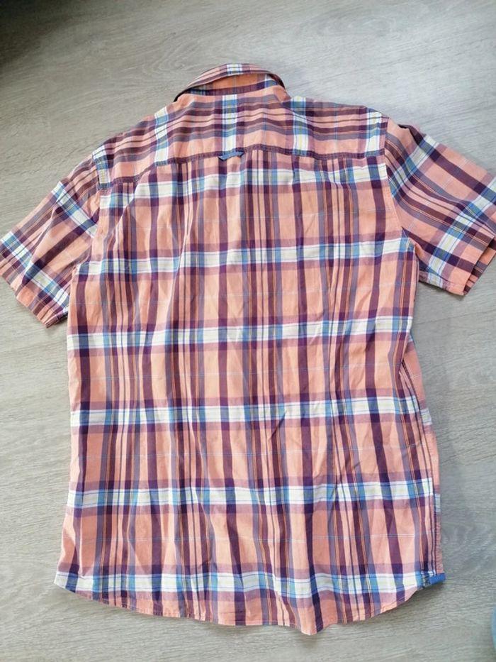 Chemise manches courtes à carreaux. Taille L - photo numéro 7