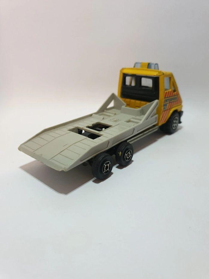 Renault Master T35  Dépanneuse 1984 + Majorette Gratuite - photo numéro 6