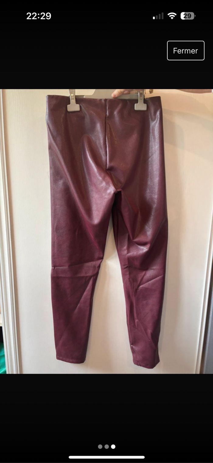 Pantalon effet cuir - photo numéro 3