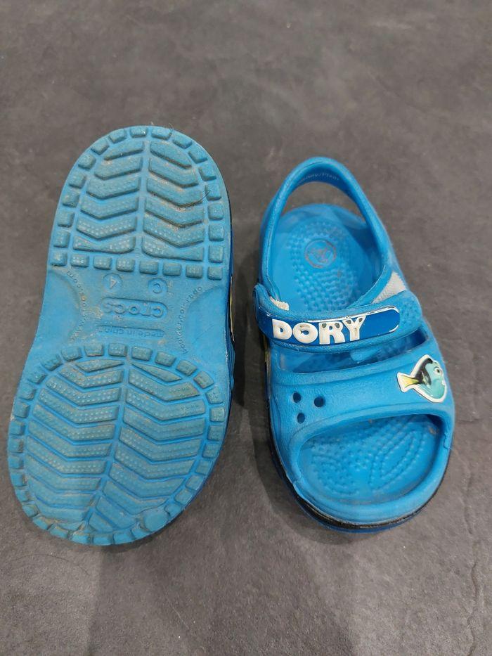 Crocs Dory bleues T.19/20 - photo numéro 2