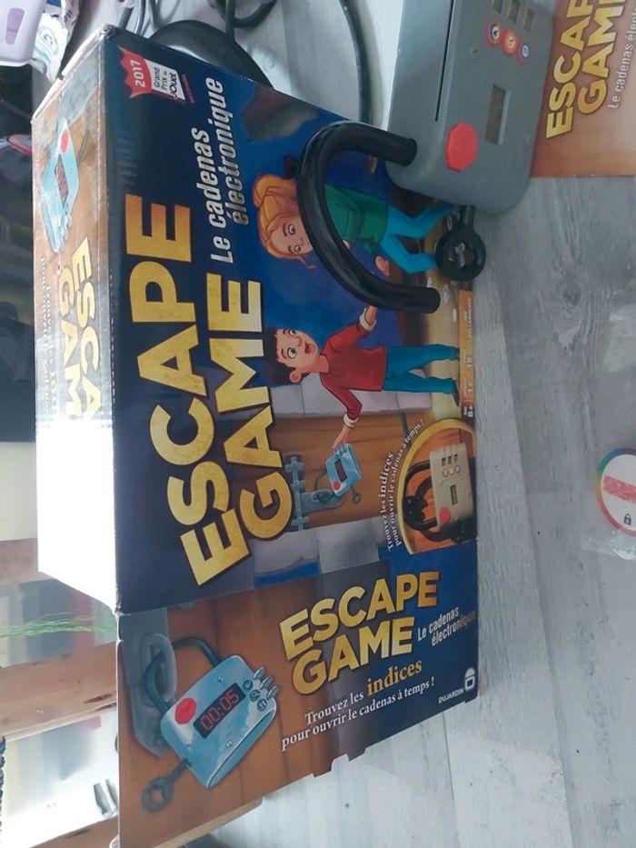 Jeu de société escape game - photo numéro 2