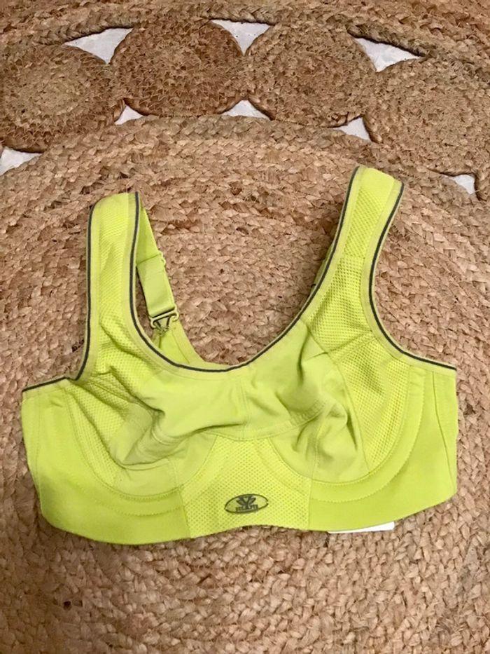 Brassière de sport marque Yvette taille 75B colorie lime et gris - photo numéro 2