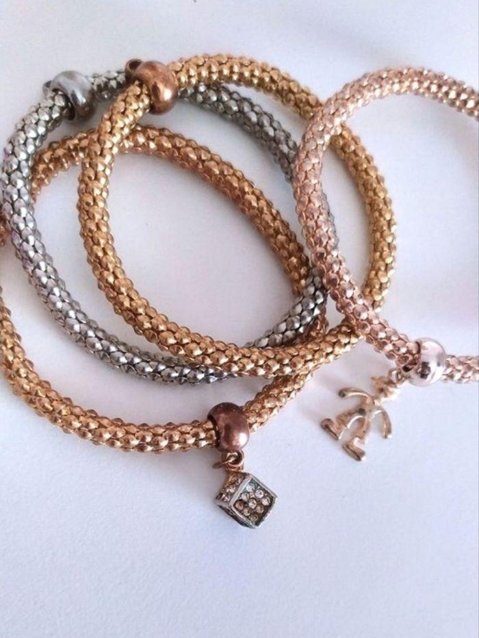 Lot Bracelets, rose et doré avec 2 charms - photo numéro 4