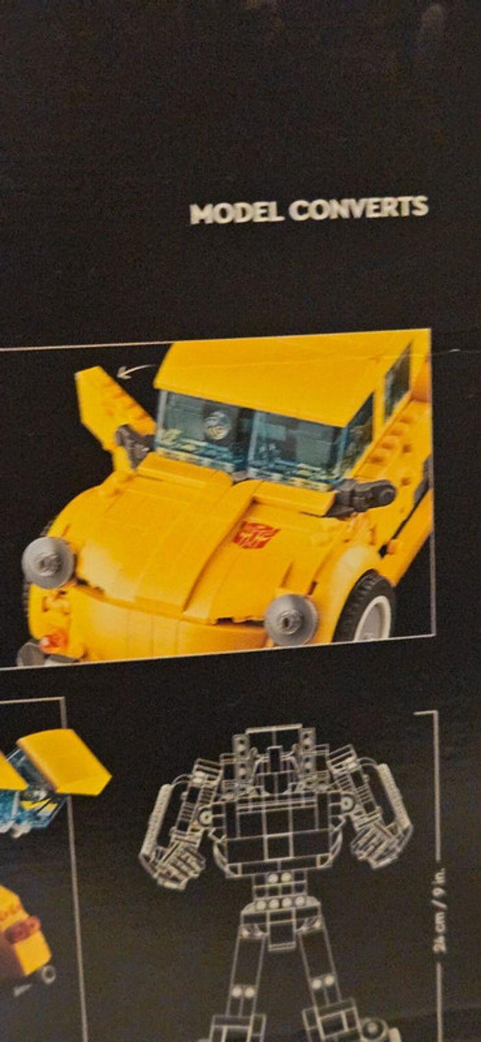 Lego Icons 10338 Transformers Bumblebee - photo numéro 6