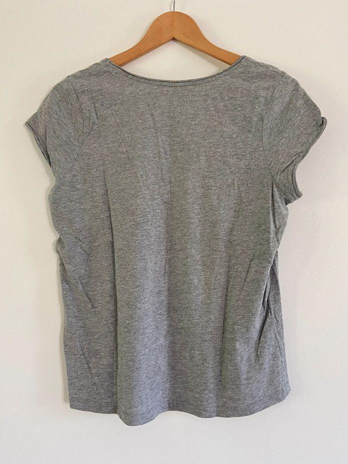 Tee-shirt gris - photo numéro 3