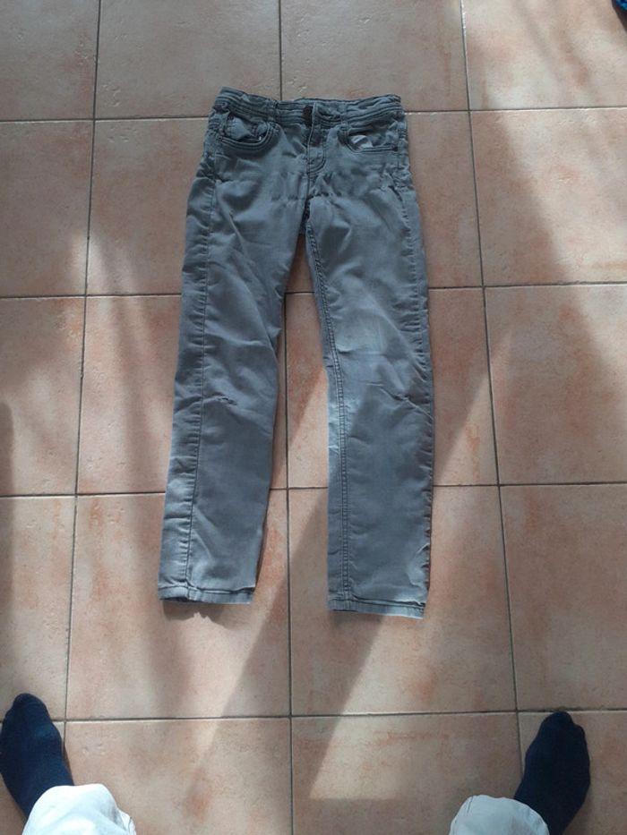 Lot de pantalon trouées au genou - photo numéro 16